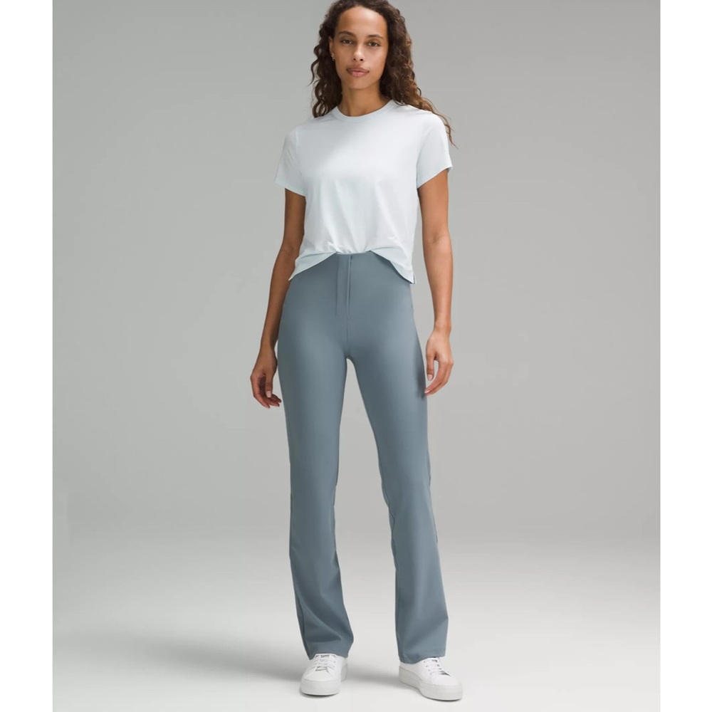 Lululemon Women’s Smooth Fit Pull on pants size 12